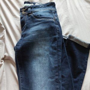 YMI wannabetterbutt jeans